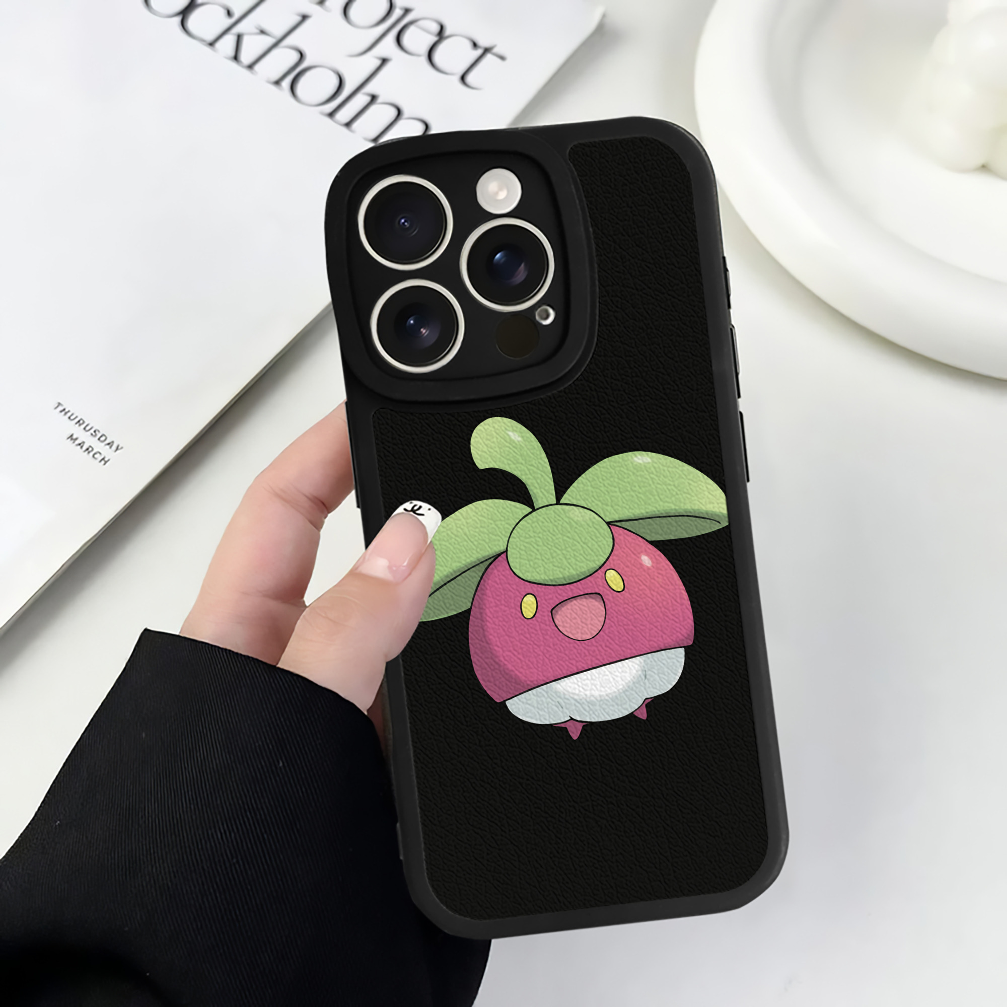 （画像用） ポケットモンスター Pokémon 【iPhone 16シリーズ対応】シリコンスマホケース（レザー調） 材質：シリコン